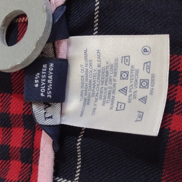 Lands' End Girls Uniform Plaid Knee Length Skirt - Picture 8 of 12